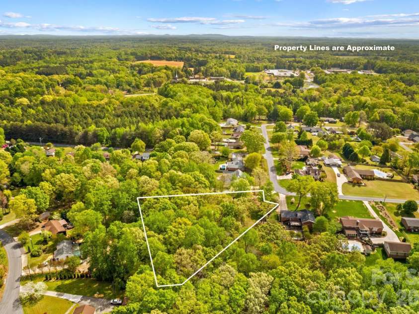 1121 Juniper Street, Salisbury, NC 28146.  MLS# CAR4368031, YatesRealty ID 12360. 