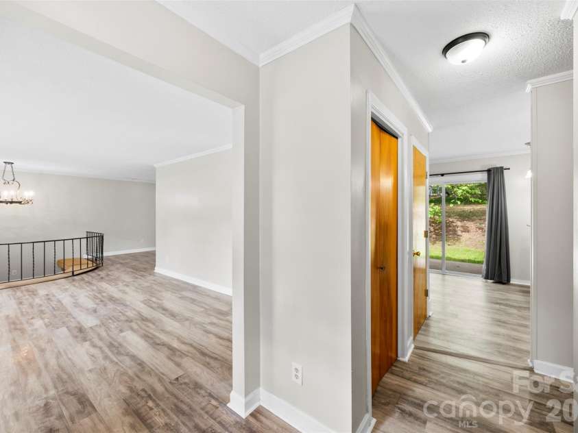 302 Suburban Avenue, Kannapolis, NC 28083.  MLS# CAR4366682, YatesRealty ID 12362. 
