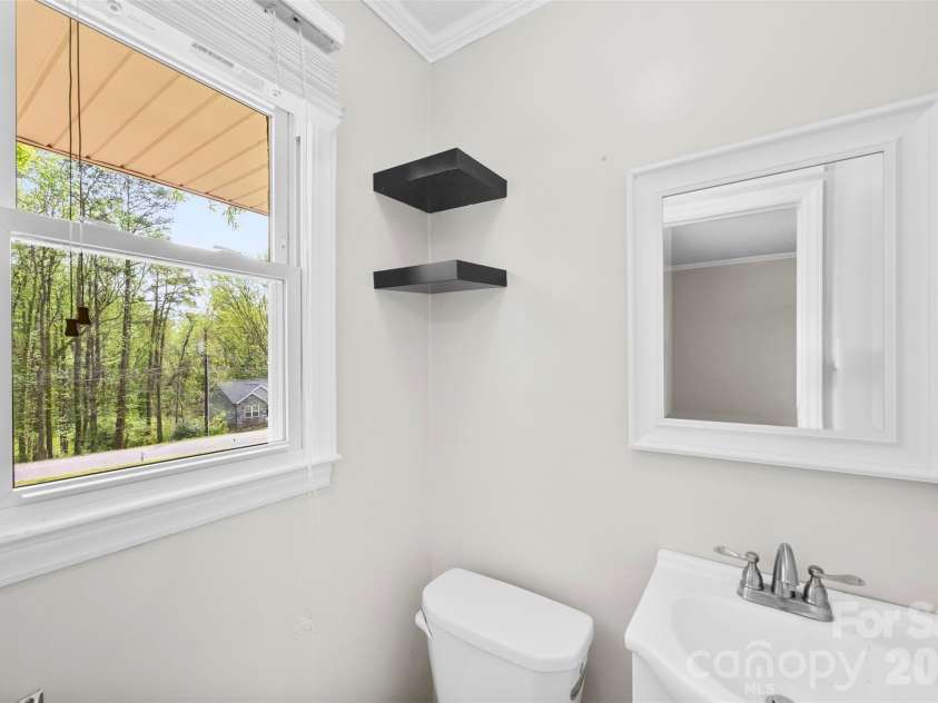 302 Suburban Avenue, Kannapolis, NC 28083.  MLS# CAR4366682, YatesRealty ID 12362. 