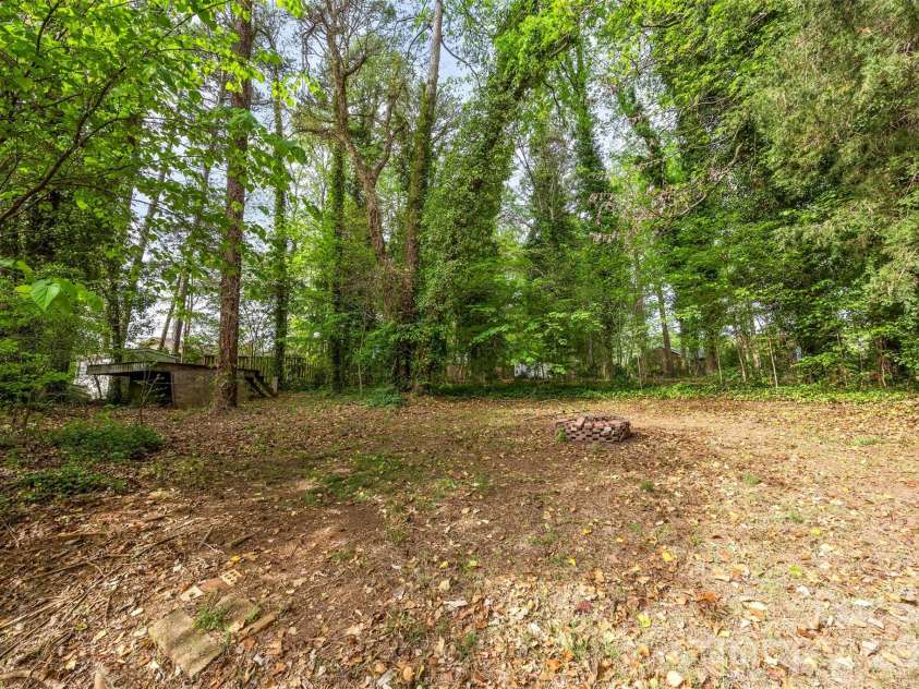 302 Suburban Avenue, Kannapolis, NC 28083.  MLS# CAR4366682, YatesRealty ID 12362. 