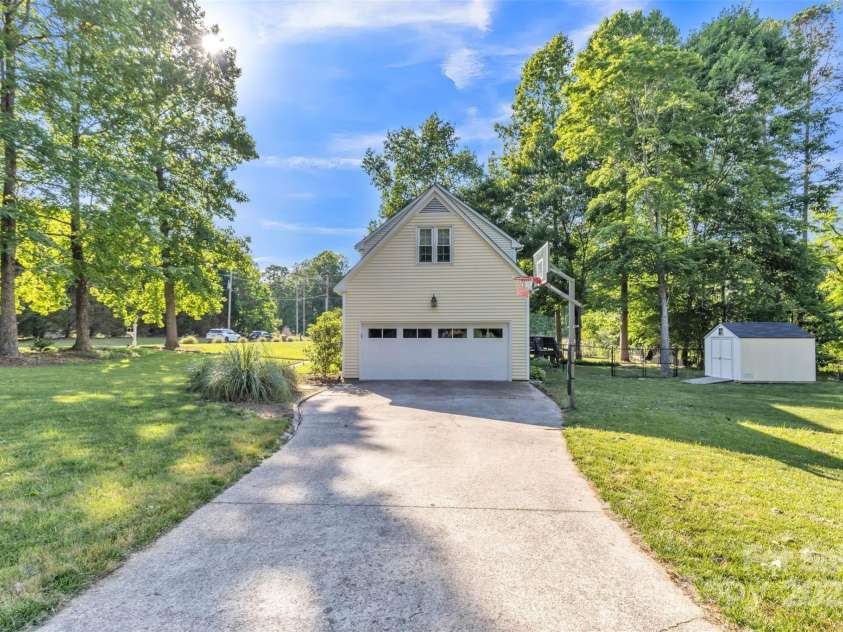 540 Juniper Avenue, Wake Forest, NC 27587.  MLS# CAR4258203, YatesRealty ID 12362. 