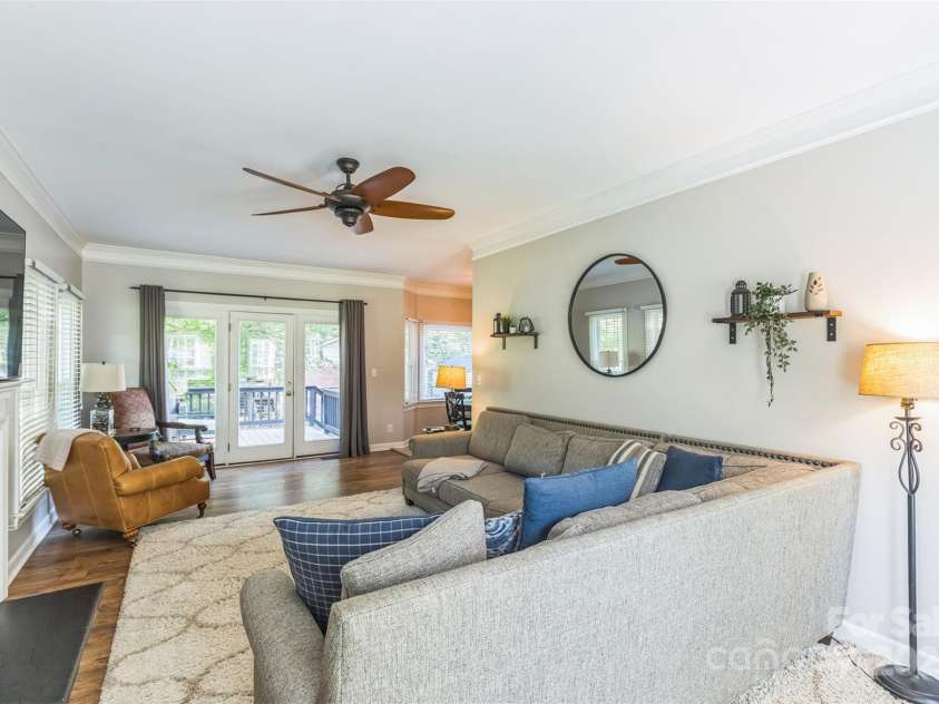 540 Juniper Avenue, Wake Forest, NC 27587.  MLS# CAR4258203, YatesRealty ID 12362. 