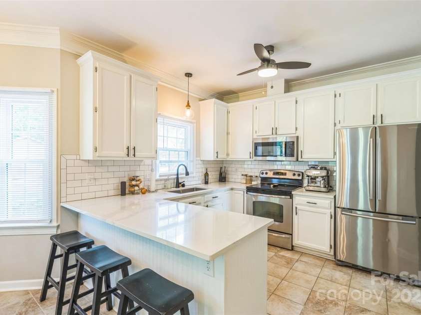 540 Juniper Avenue, Wake Forest, NC 27587.  MLS# CAR4258203, YatesRealty ID 12362. 