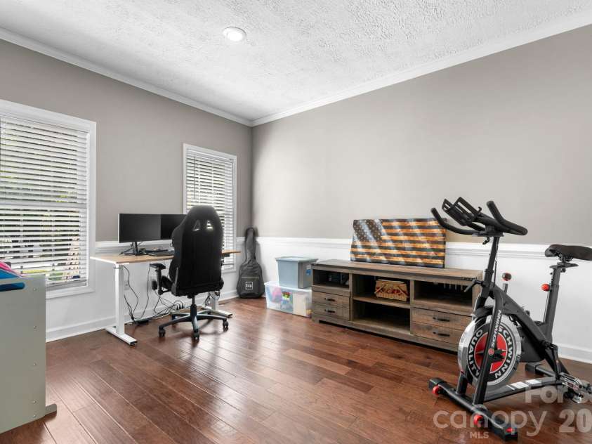 4525 18th Street Lane, Hickory, NC 28601.  MLS# CAR4366352, YatesRealty ID 12363. Office/Study