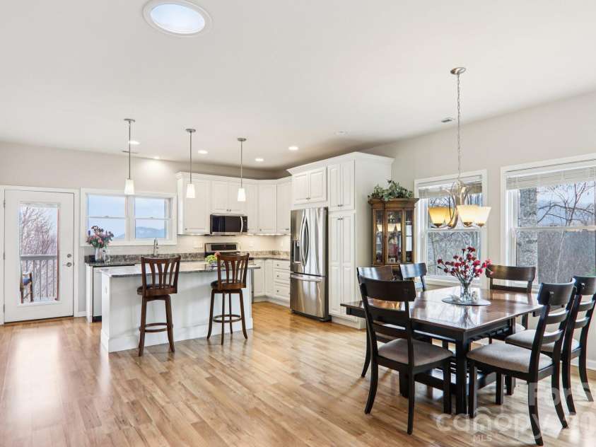 14 Chandra Lane, Clyde, NC 28721.  MLS# CAR4365722, YatesRealty ID 12364. 