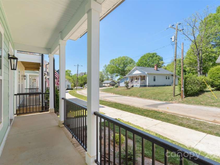 5820 Pittmon Lane, Kannapolis, NC 28081.  MLS# CAR4256365, YatesRealty ID 12365. 