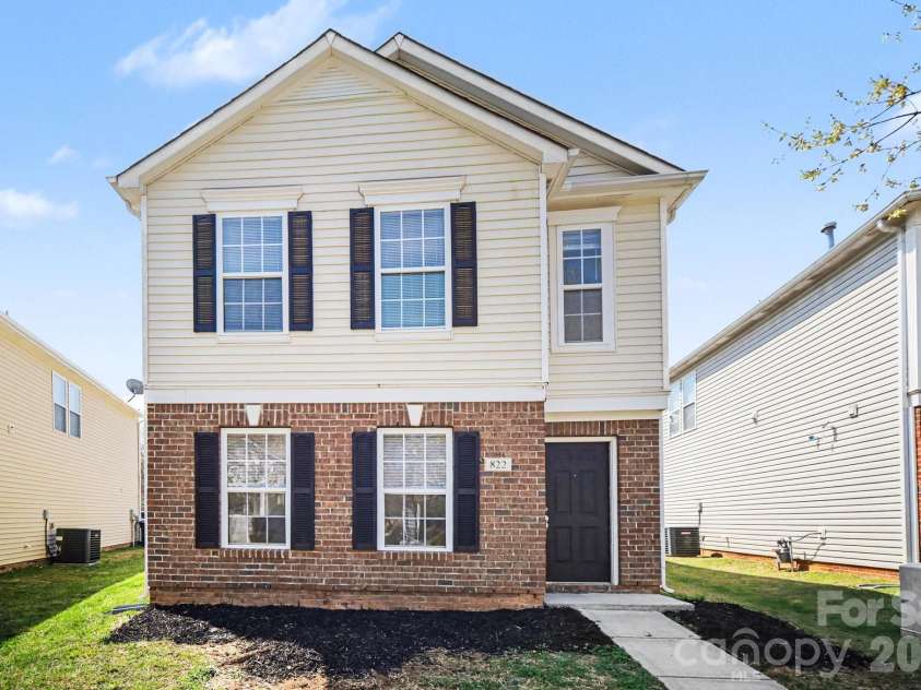 822 Sinclair Drive, Monroe, NC 28112.  MLS# CAR4354234, YatesRealty ID 12365. 
