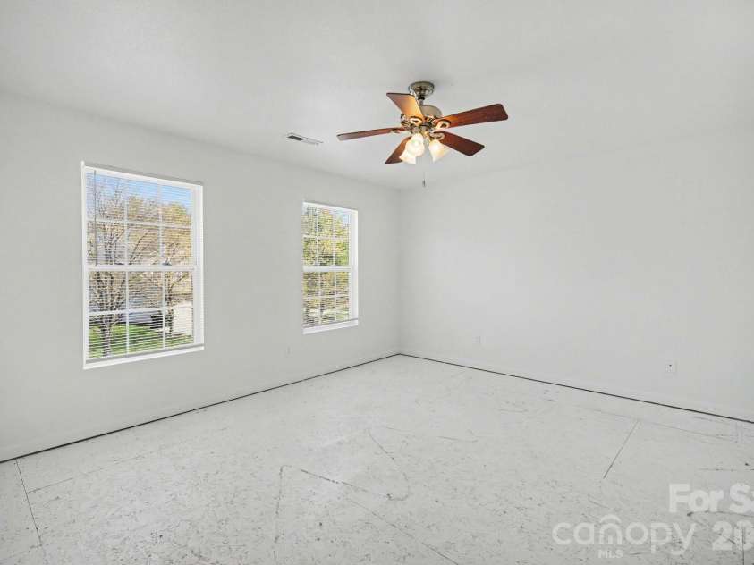 822 Sinclair Drive, Monroe, NC 28112.  MLS# CAR4354234, YatesRealty ID 12365. 