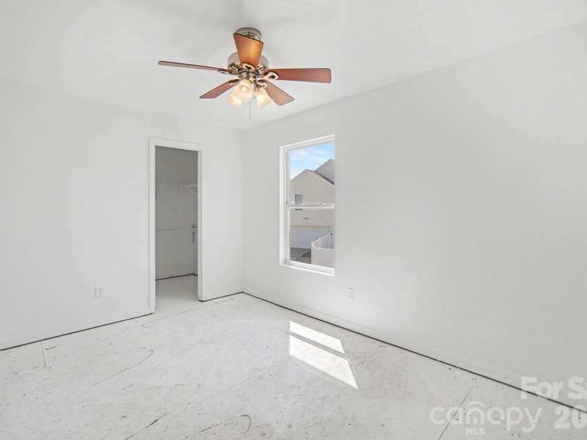 822 Sinclair Drive, Monroe, NC 28112.  MLS# CAR4354234, YatesRealty ID 12365. 