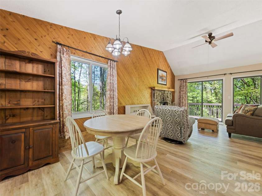 662 Locust Drive, Maggie Valley, NC 28751.  MLS# CAR4366981, YatesRealty ID 12366. 