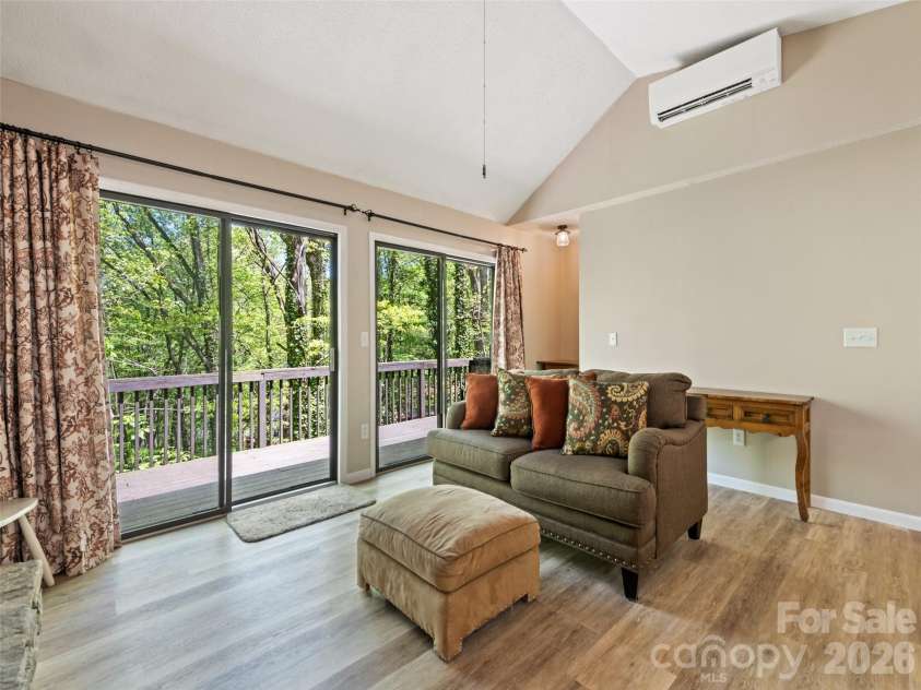 662 Locust Drive, Maggie Valley, NC 28751.  MLS# CAR4366981, YatesRealty ID 12366. 