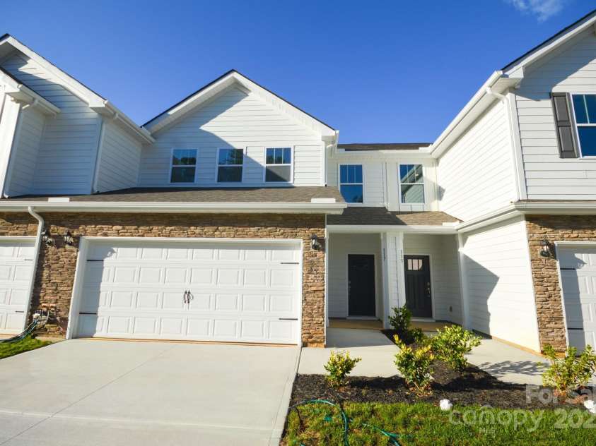 117 Sugg Trail, Weaverville, NC 28787.  MLS# CAR4258317, YatesRealty ID 12367. 