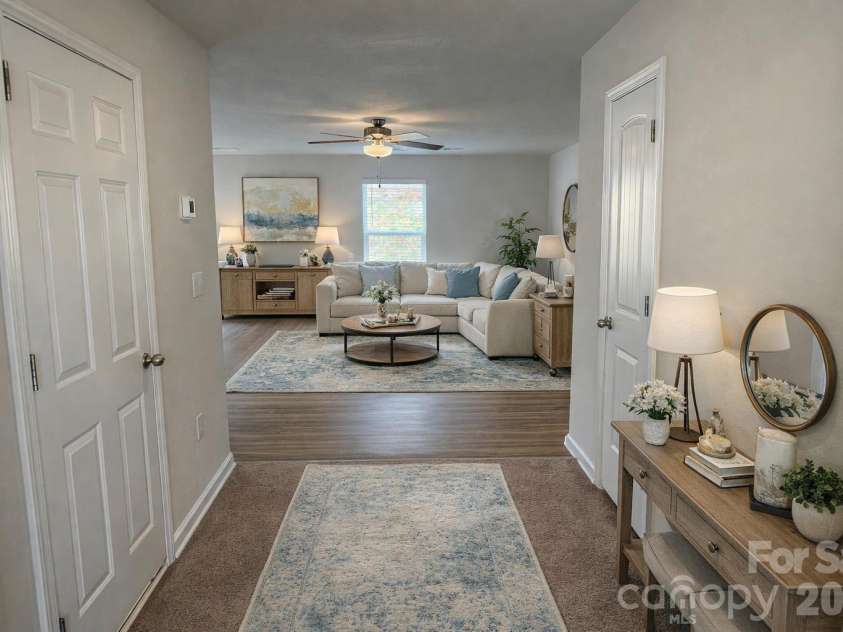 1216 Nia Road, Charlotte, NC 28215.  MLS# CAR4387112, YatesRealty ID 12367. 