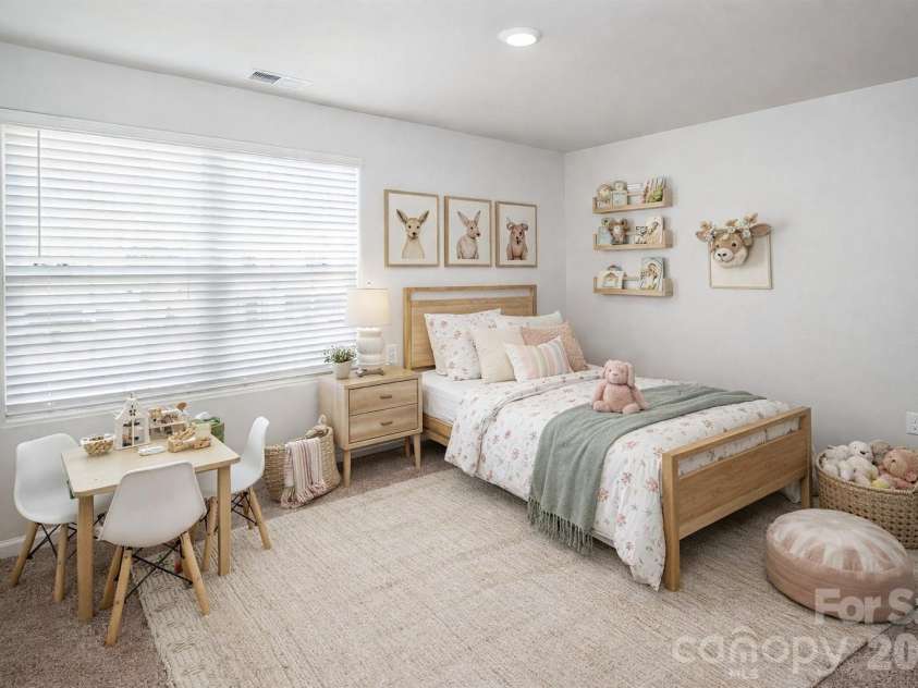 1216 Nia Road, Charlotte, NC 28215.  MLS# CAR4387112, YatesRealty ID 12367. 