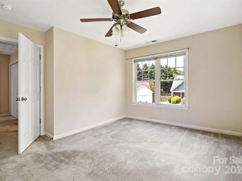 8 Cherry Laurel Lane, Swannanoa, NC 28778.  MLS# CAR4254009, YatesRealty ID 12369. Bedroom