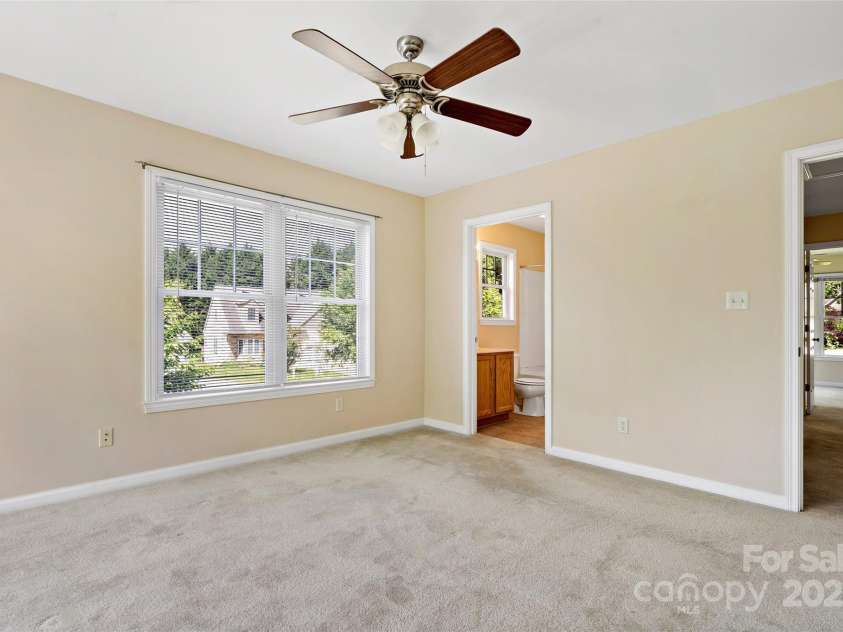 8 Cherry Laurel Lane, Swannanoa, NC 28778.  MLS# CAR4254009, YatesRealty ID 12369. Master bedroom