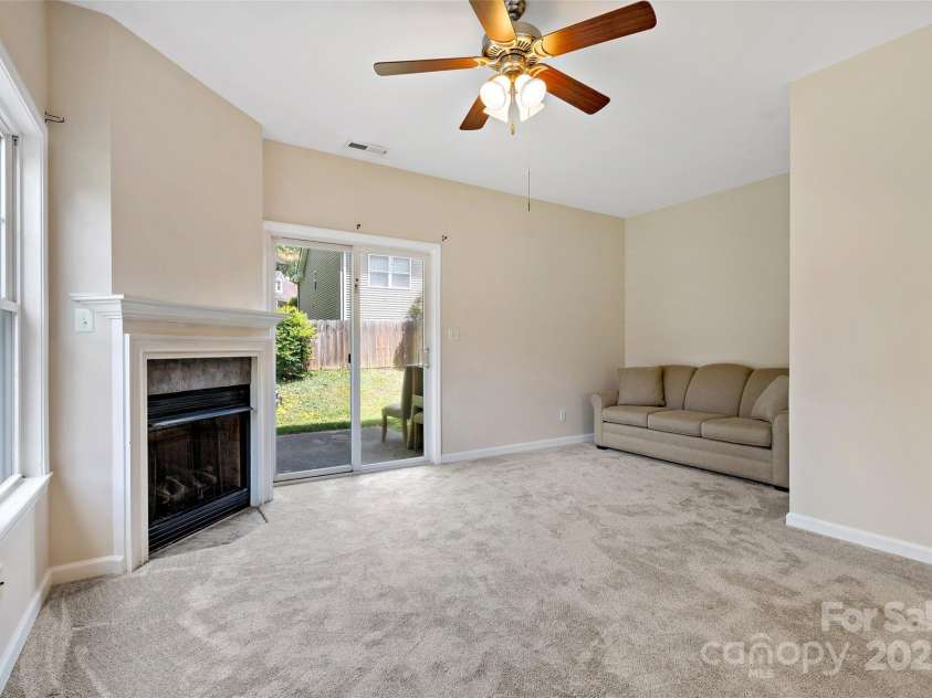 8 Cherry Laurel Lane, Swannanoa, NC 28778.  MLS# CAR4254009, YatesRealty ID 12369. Small patio off living area