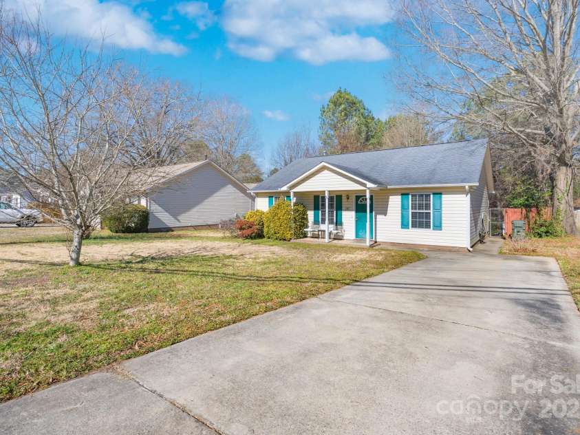 142 Westerwood Drive, Rock Hill, SC 29732.  MLS# CAR4226593, YatesRealty ID 1237. 