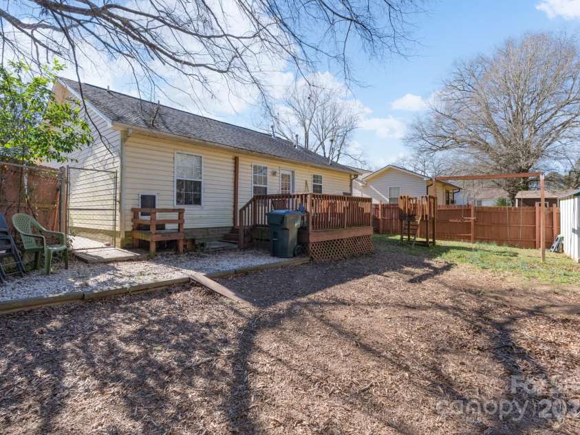 142 Westerwood Drive, Rock Hill, SC 29732.  MLS# CAR4226593, YatesRealty ID 1237. 