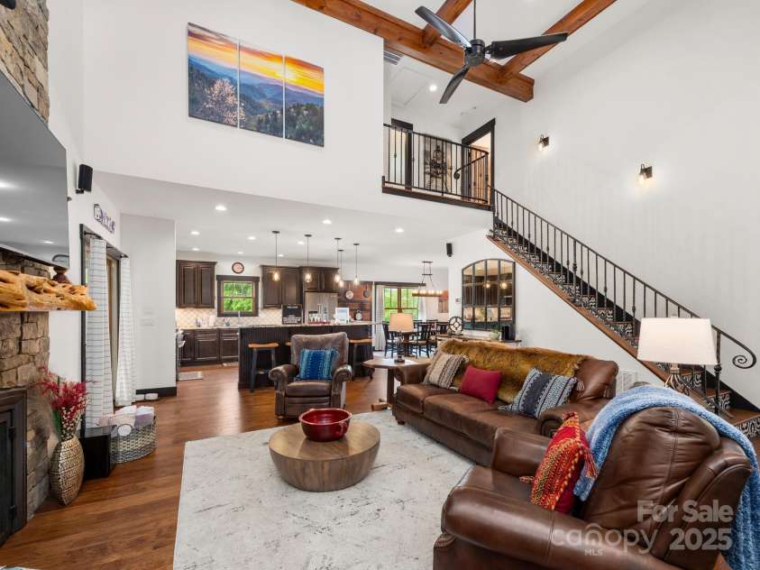 3 Martin Valley Road, Swannanoa, NC 28778.  MLS# CAR4253050, YatesRealty ID 12372. 