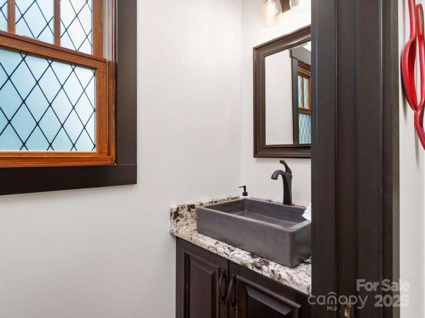 3 Martin Valley Road, Swannanoa, NC 28778.  MLS# CAR4253050, YatesRealty ID 12372. 