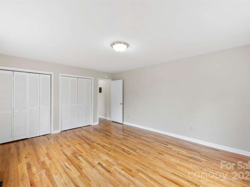 746 Vale Street, Shelby, NC 28150.  MLS# CAR4327305, YatesRealty ID 12374. 