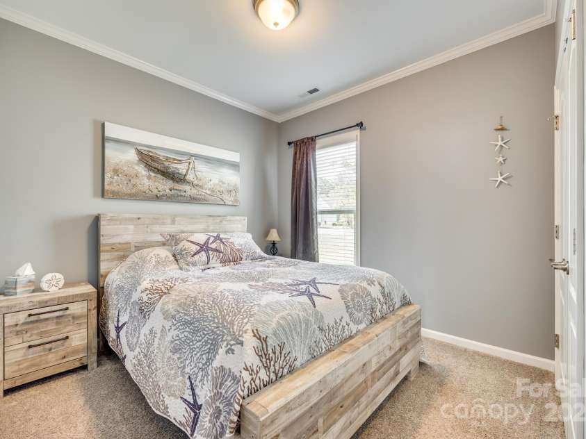 953 Kirby Drive, Fort Mill, SC 29715.  MLS# CAR4246239, YatesRealty ID 12374. 