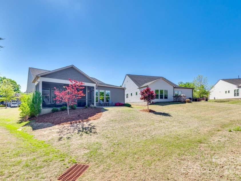 953 Kirby Drive, Fort Mill, SC 29715.  MLS# CAR4246239, YatesRealty ID 12374. 