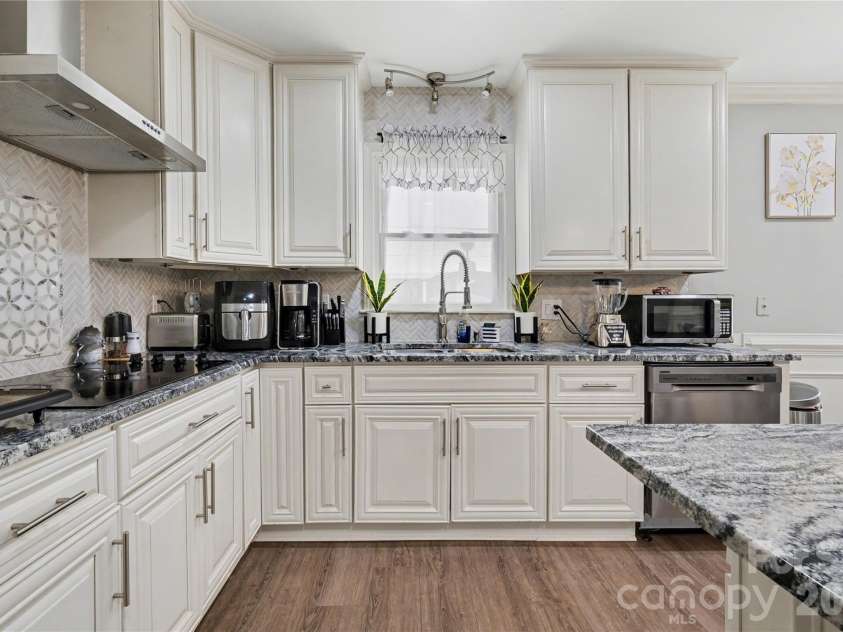 632 Treasure Drive, Concord, NC 28025.  MLS# CAR4341056, YatesRealty ID 12376. 