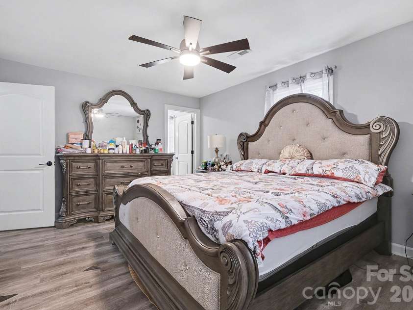 632 Treasure Drive, Concord, NC 28025.  MLS# CAR4341056, YatesRealty ID 12376. 