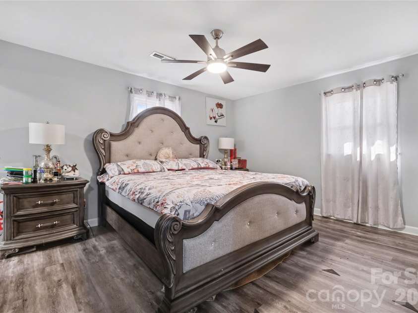 632 Treasure Drive, Concord, NC 28025.  MLS# CAR4341056, YatesRealty ID 12376. 