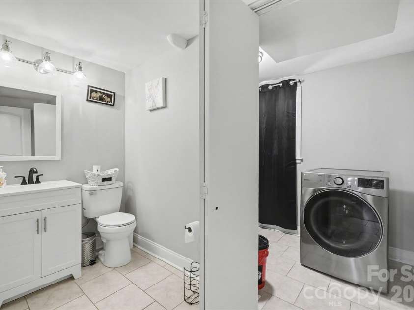632 Treasure Drive, Concord, NC 28025.  MLS# CAR4341056, YatesRealty ID 12376. 