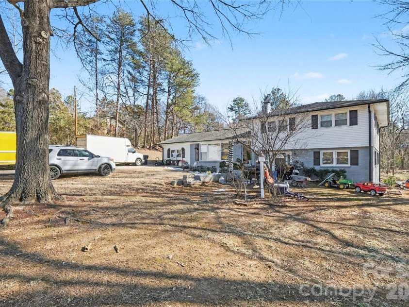 632 Treasure Drive, Concord, NC 28025.  MLS# CAR4341056, YatesRealty ID 12376. 