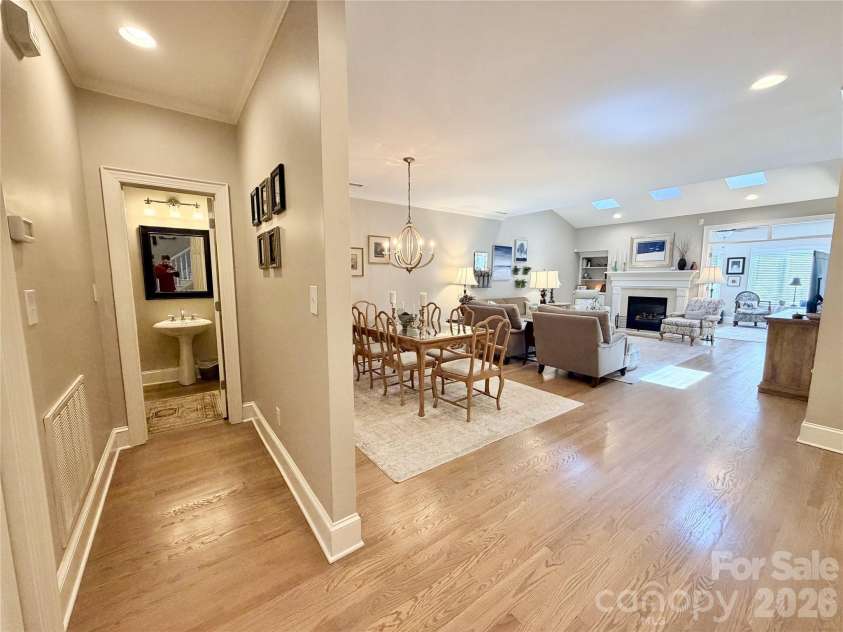 8964 Challis Hill Lane, Charlotte, NC 28226.  MLS# CAR4368580, YatesRealty ID 12379. 