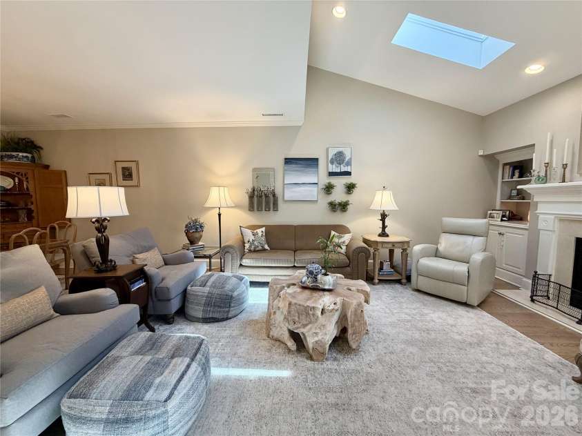8964 Challis Hill Lane, Charlotte, NC 28226.  MLS# CAR4368580, YatesRealty ID 12379. 