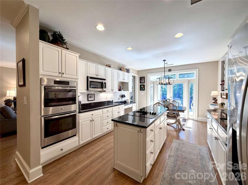 8964 Challis Hill Lane, Charlotte, NC 28226.  MLS# CAR4368580, YatesRealty ID 12379. 