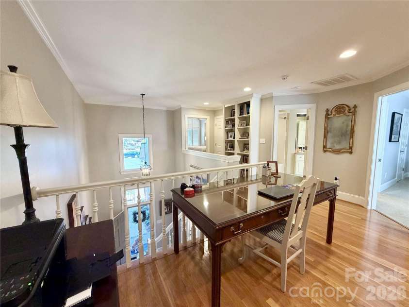 8964 Challis Hill Lane, Charlotte, NC 28226.  MLS# CAR4368580, YatesRealty ID 12379. 