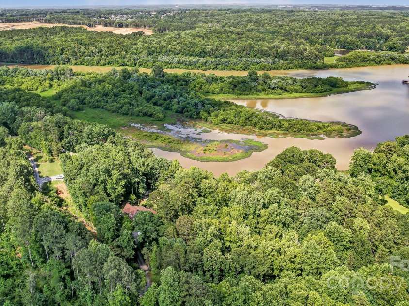 000A DUCK COVE Road, Belmont, NC 28012.  MLS# CAR4226784, YatesRealty ID 1238. 