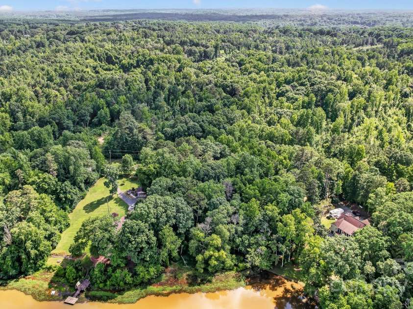 000A DUCK COVE Road, Belmont, NC 28012.  MLS# CAR4226784, YatesRealty ID 1238. 