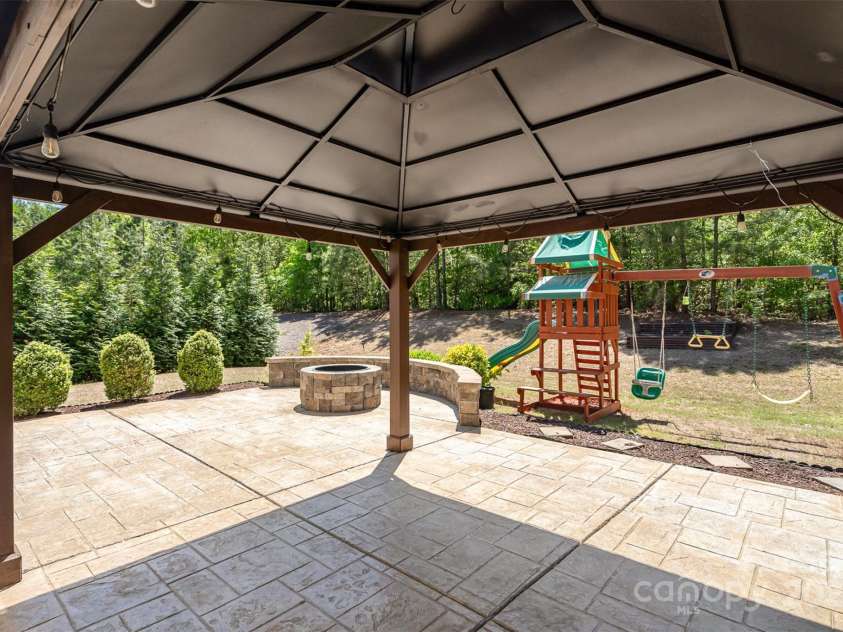 1176 Shiloh Bend Trail, Fort Mill, SC 29715.  MLS# CAR4247745, YatesRealty ID 12380. 