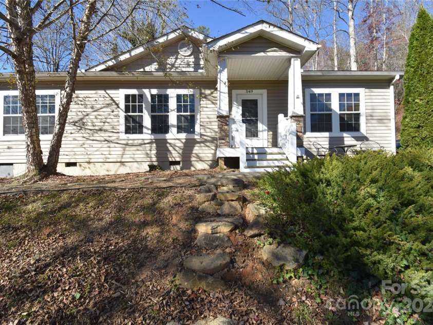 549 Freeman Creek Road, Zirconia, NC 28790.  MLS# CAR4203056, YatesRealty ID 12382. 549 Freeman Creek Rd