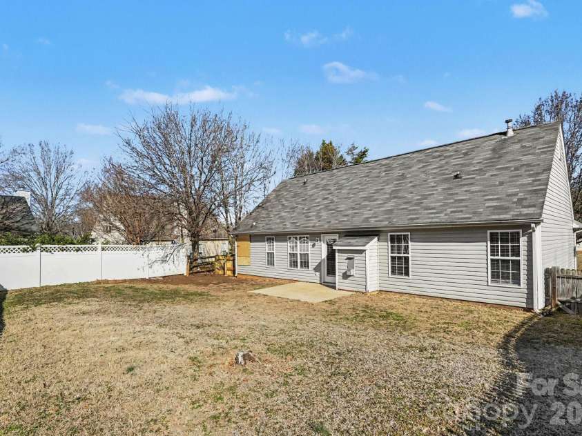 4271 Maybrook Court, Concord, NC 28027.  MLS# CAR4345146, YatesRealty ID 12383. 