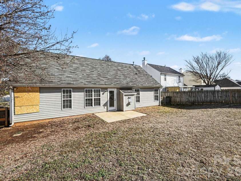 4271 Maybrook Court, Concord, NC 28027.  MLS# CAR4345146, YatesRealty ID 12383. 