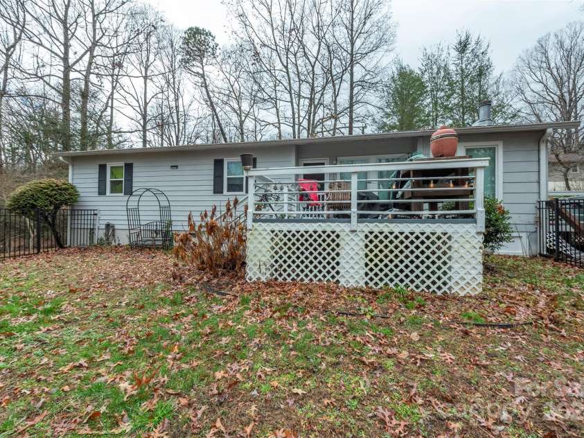 842 Mountain View Church Road, Zirconia, NC 28790.  MLS# CAR4205942, YatesRealty ID 12383. 