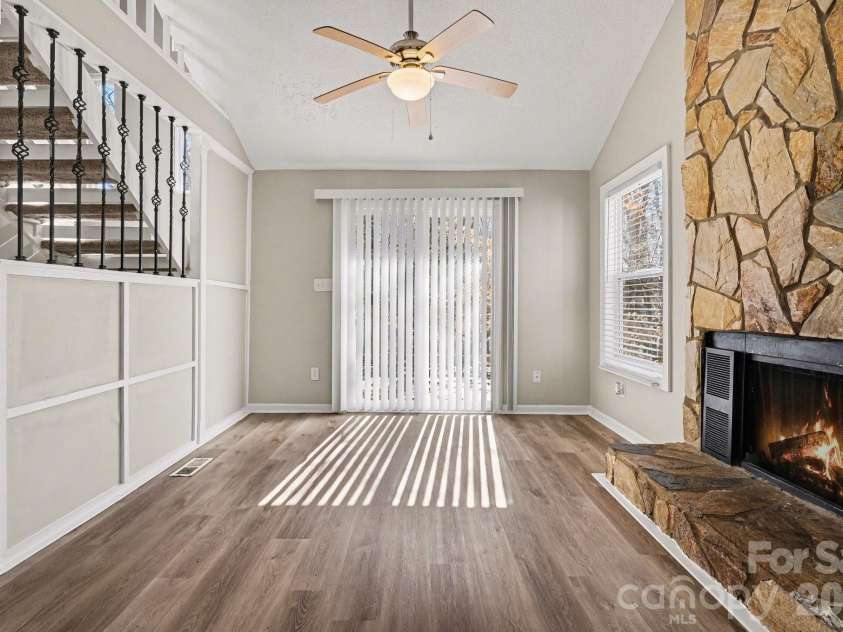 2312 Brook Canyon Drive, Charlotte, NC 28212.  MLS# CAR4342912, YatesRealty ID 12384. 