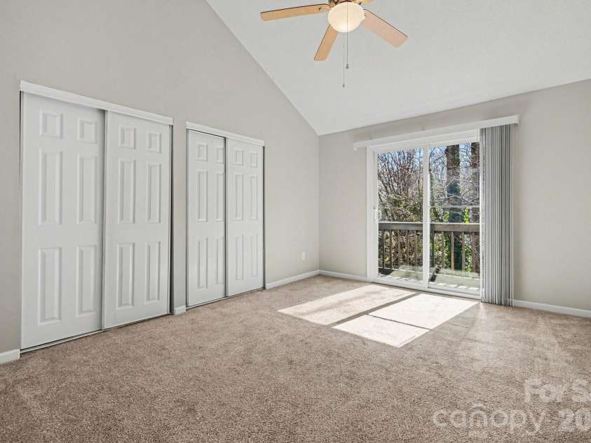 2312 Brook Canyon Drive, Charlotte, NC 28212.  MLS# CAR4342912, YatesRealty ID 12384. 