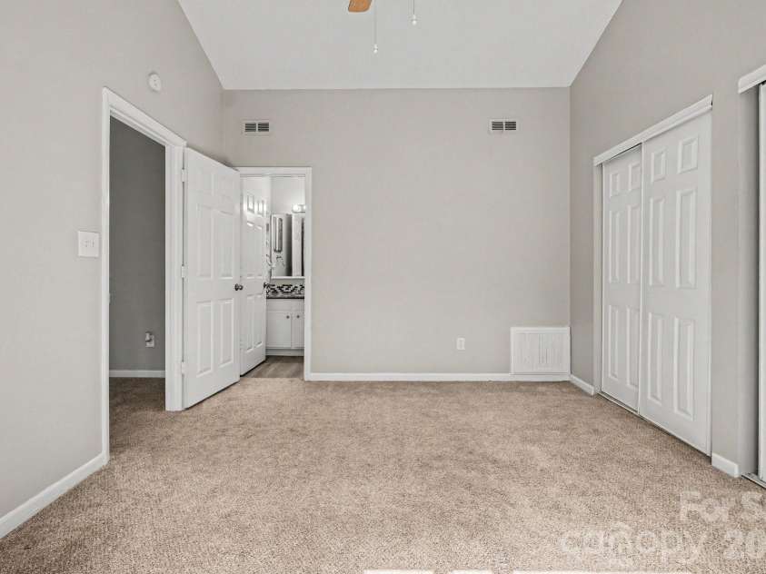2312 Brook Canyon Drive, Charlotte, NC 28212.  MLS# CAR4342912, YatesRealty ID 12384. 