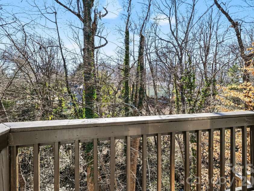 2312 Brook Canyon Drive, Charlotte, NC 28212.  MLS# CAR4342912, YatesRealty ID 12384. 