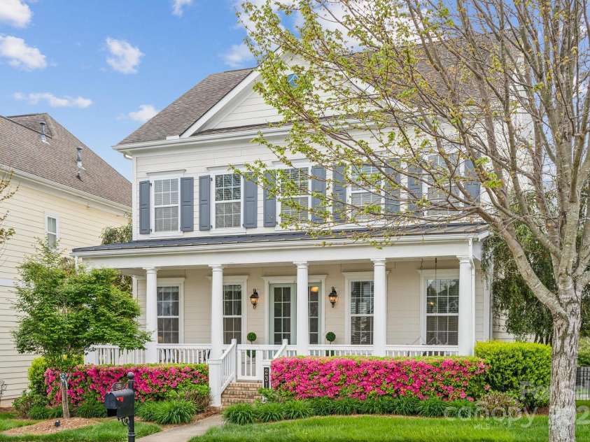 2311 Lochview Street, Pineville, NC 28134.  MLS# CAR4246576, YatesRealty ID 12385. Front Porch Goals