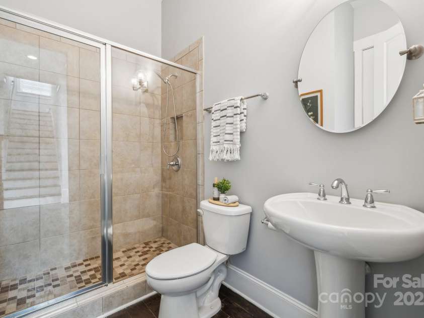 2311 Lochview Street, Pineville, NC 28134.  MLS# CAR4246576, YatesRealty ID 12385. Half Bath (Main Level)